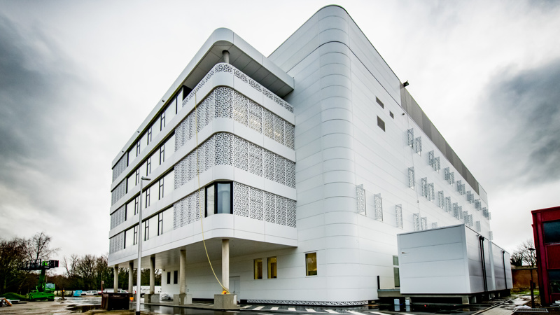 Wetenschapstoren 27