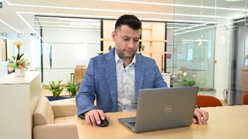 Dimitrios Zavantis