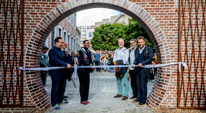 25 09 15 Inhuldiging Begijnhof 028