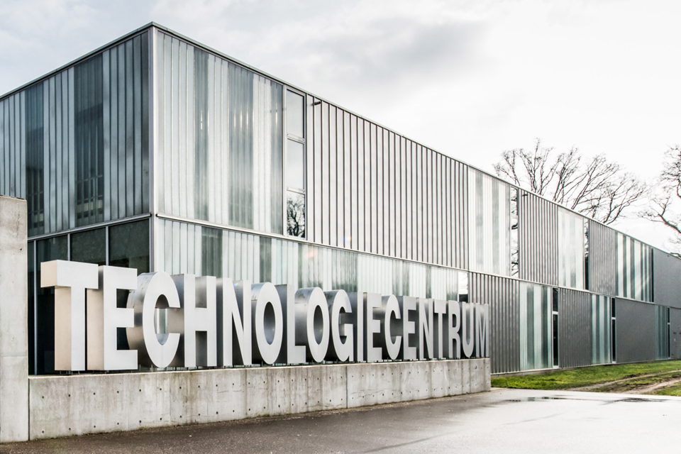 Technologiecentrum Short.Jpg