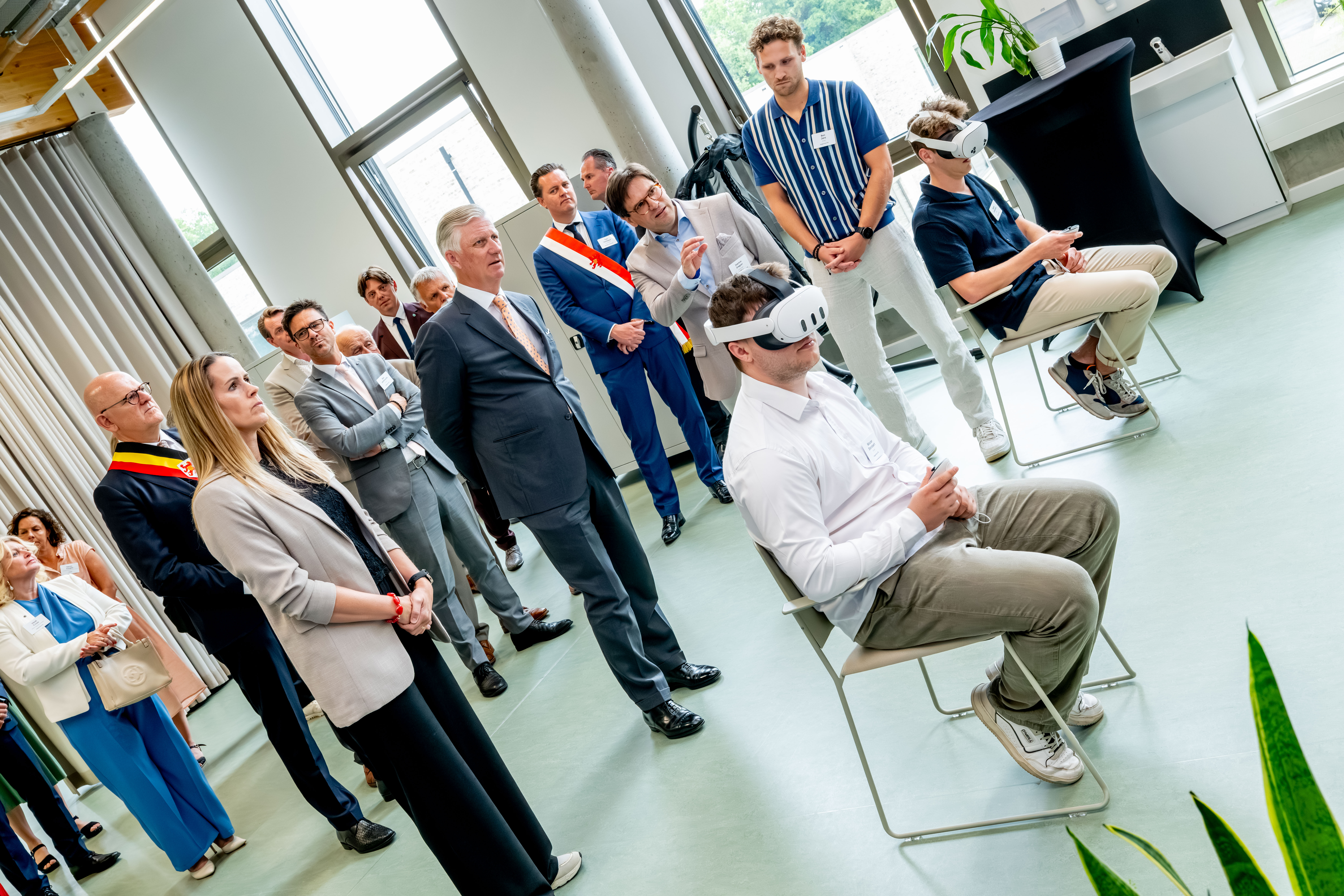 25 06 04 Koning Filip Bezoekt Health Campus 028