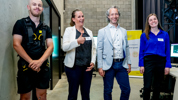 25 06 04 Koning Filip Bezoekt Health Campus 040